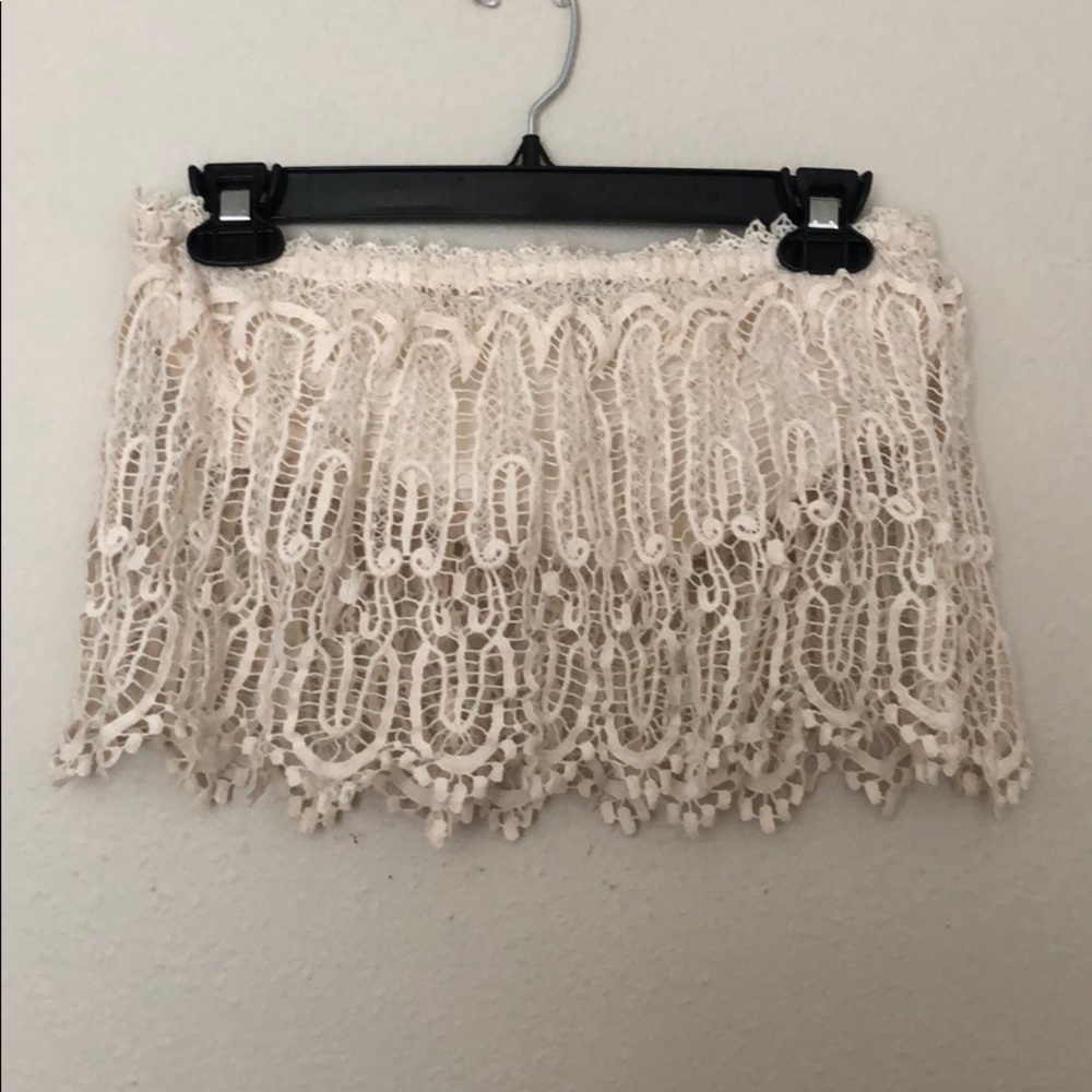 lace crop top strapless